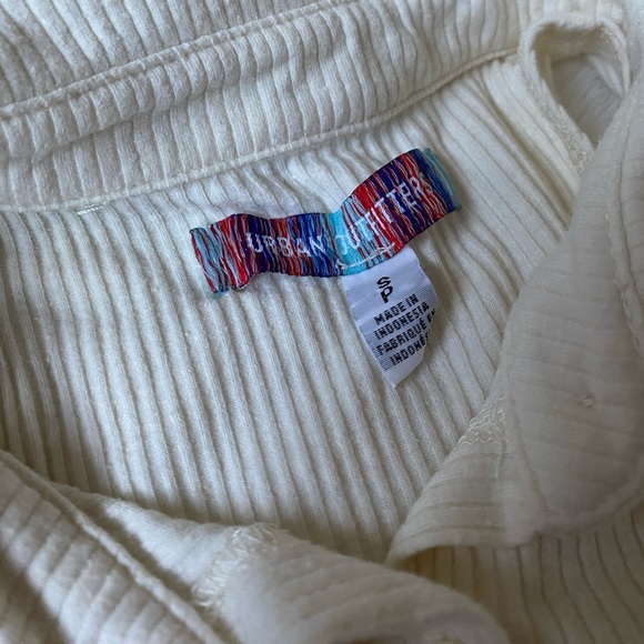 Urban Outfitters | Cream High Neck Button Down Tank - Picture 2 of 4